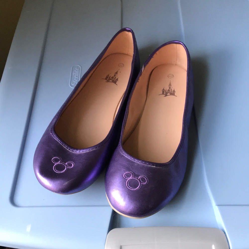 Purple Disney mickey logo flats from Park